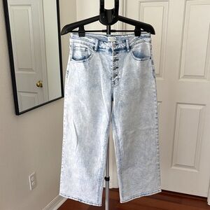 Artemis Design Co. Light Acid-Wash Cropped Wide-Leg Jeans